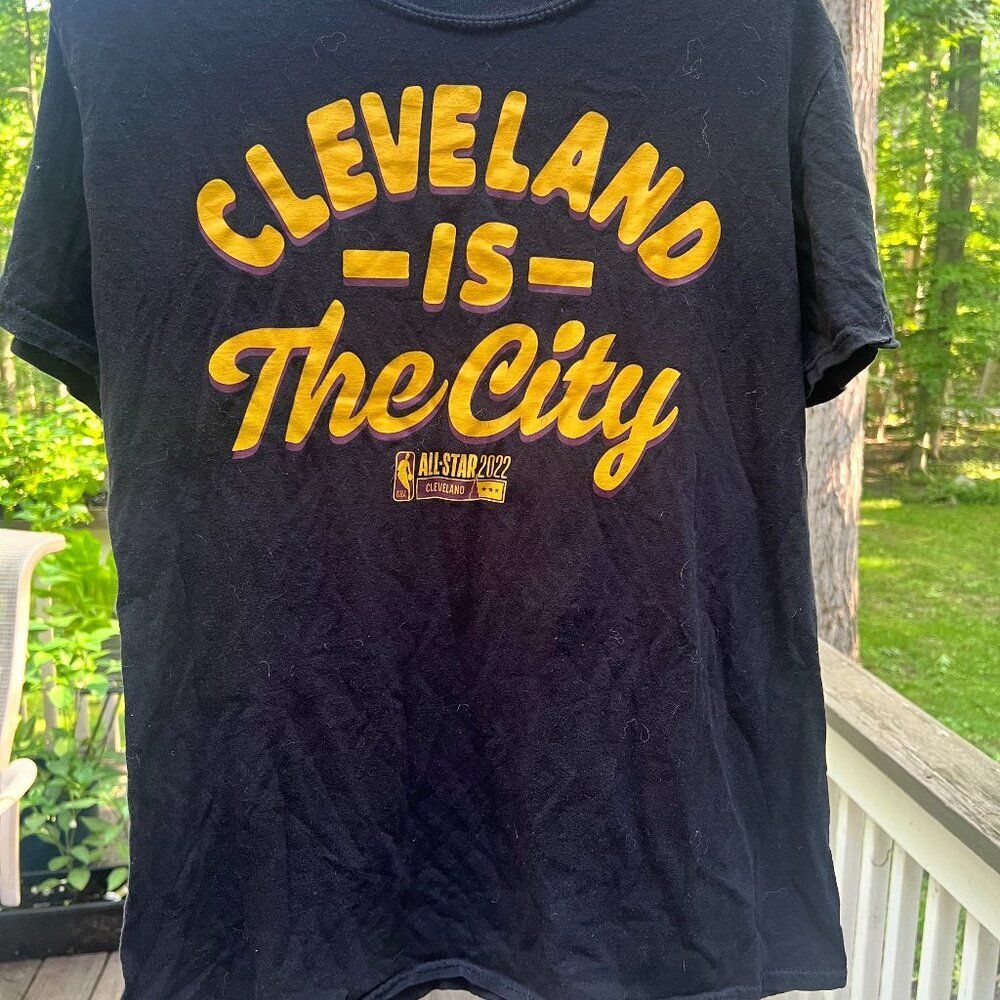 🔥 4 FOR $15 Item🔥🏀 NBA All-Star 2022 "Cleveland Is The City" Tee Men's M